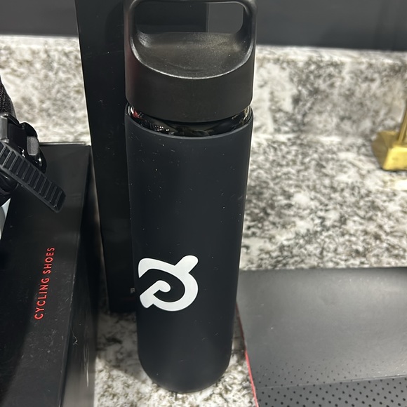Peloton cycling shoes and free water bottle - Picture 5 of 5
